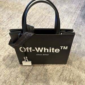 Off - White Binder Clip Handbag Box Bag Small Black